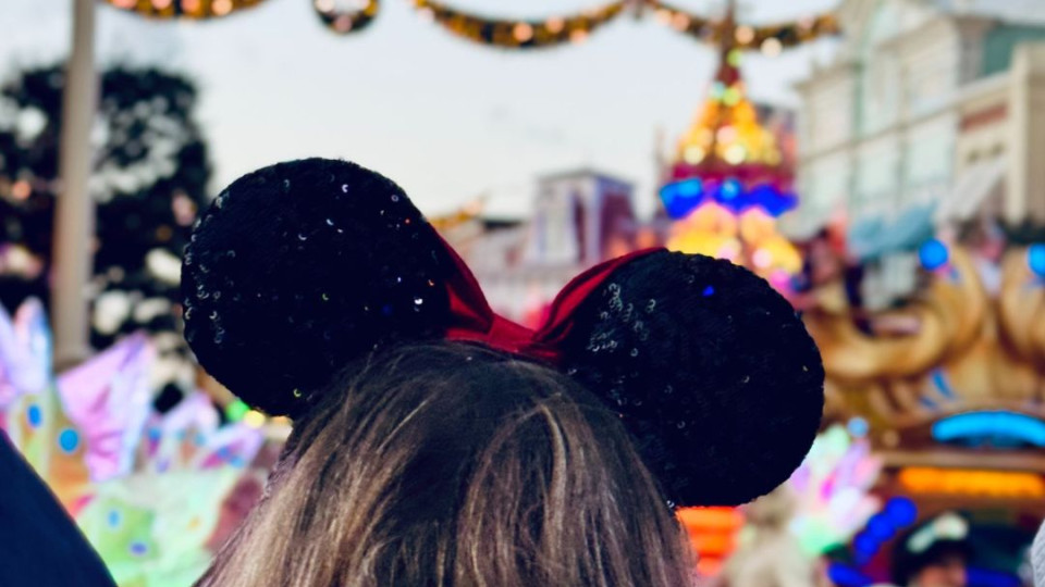 Natal Mágico na Disneyland® Paris! Pacote de família!