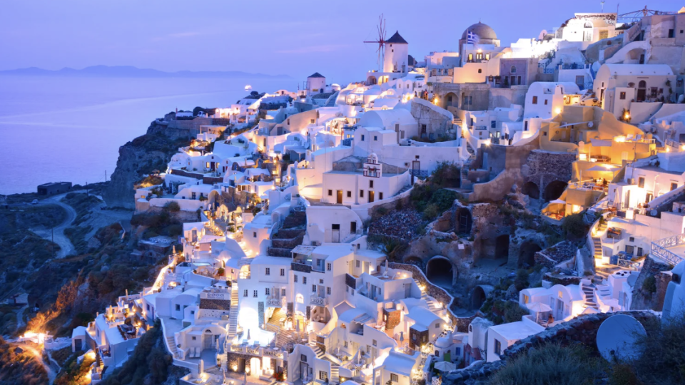 Romance no Paraíso Grego: Santorini!