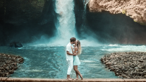 Amor sob o Sol de Bali!