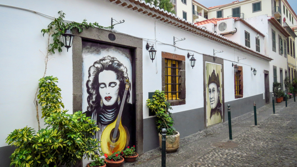 Começa o Ano no Funchal: Elegância à Beira-Mar!