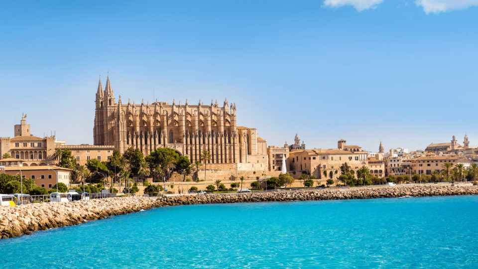 Palma de Maiorca chama por ti!
