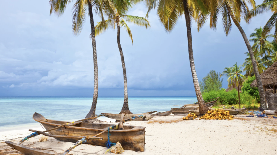 ZANZIBAR - LAST CALL!