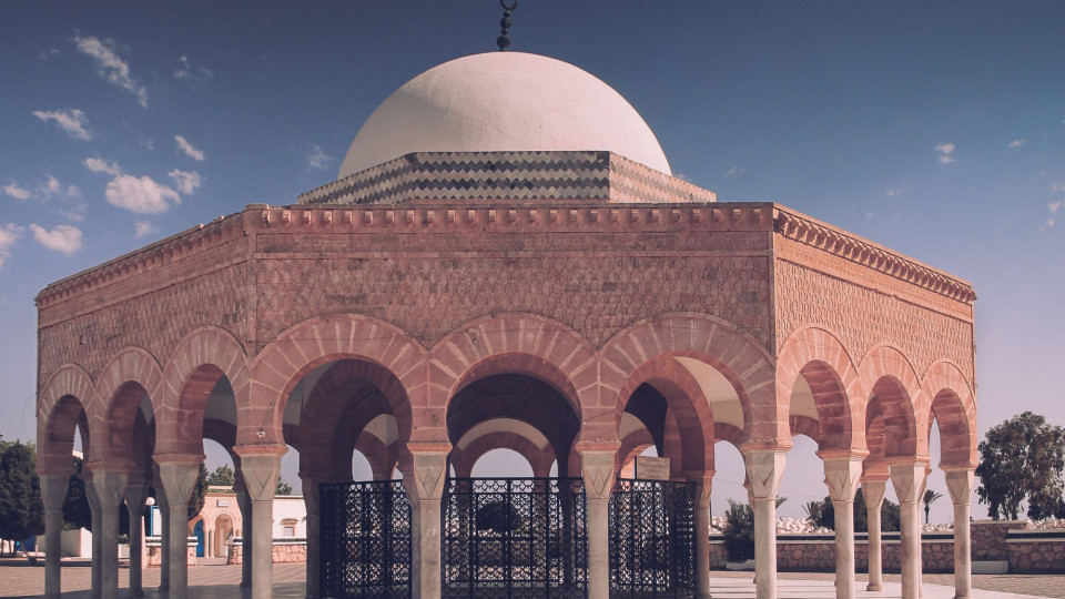Verão em Monastir - tudo incluido!